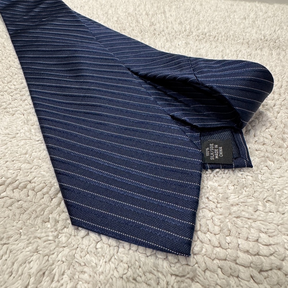 Michael Kors Tie Blue Diagonal Jacquard Textured 100% Silk Necktie Old Money